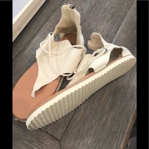 New sandals never worn